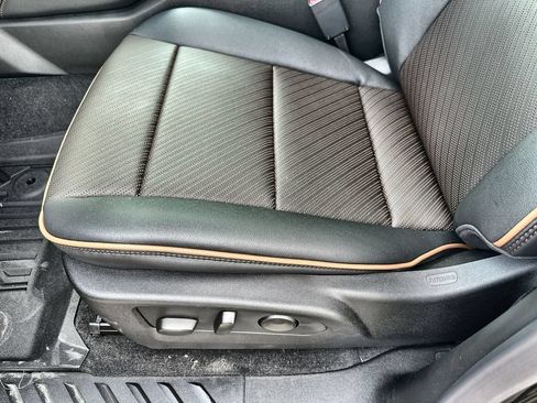 New 2026 GMC Canyon AT4 w/ Technology Plus Package AWD/4WD image 25