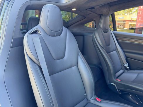 Used 2023 Tesla Model X AWD/4WD image 46