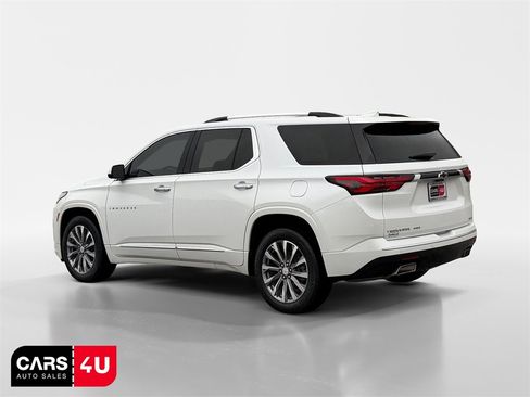 Used 2022 Chevrolet Traverse Premier image 5