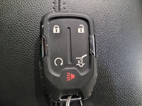 Used 2022 GMC Terrain SLT AWD/4WD image 32