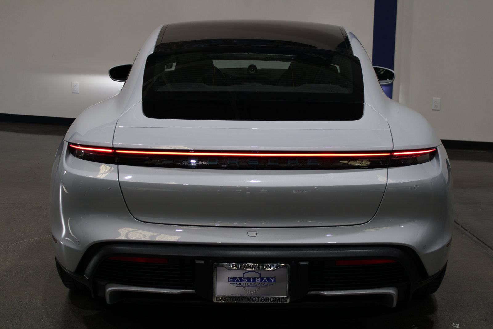 Used 2021 Porsche Taycan Turbo AWD/4WD image 10