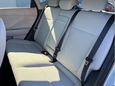 Used 2024 Hyundai Kona SEL image 10