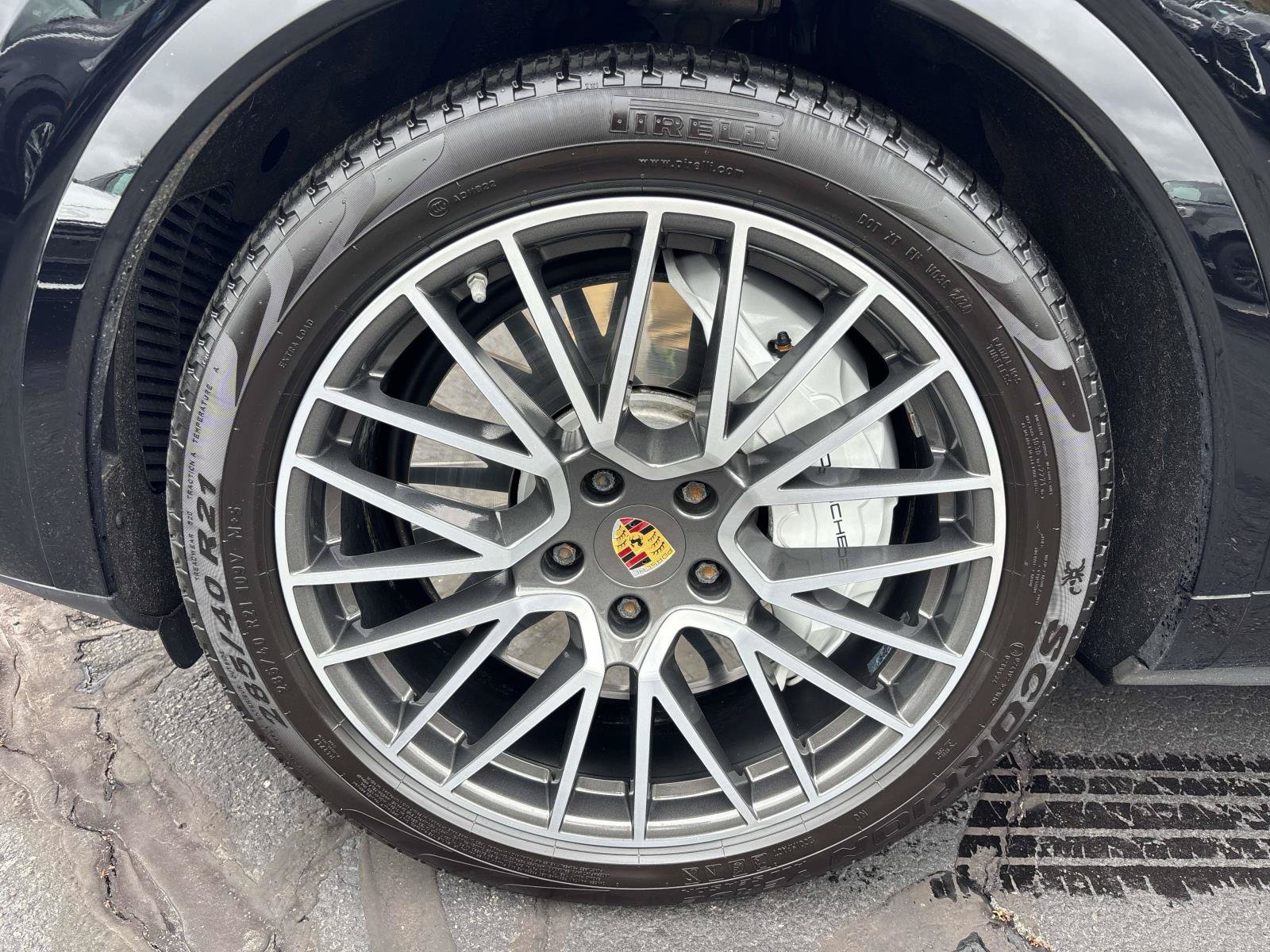 Used 2020 Porsche Cayenne Turbo AWD/4WD image 8