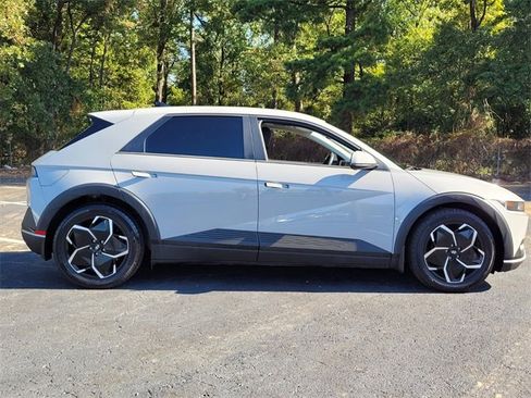 Used 2023 Hyundai Ioniq 5 SEL w/ Cargo Package image 3