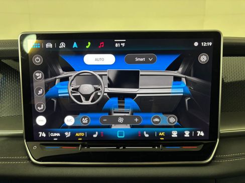 Used 2025 Volkswagen Tiguan SE R-Line AWD/4WD image 17