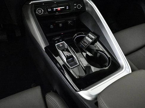 New 2025 Audi Q5 Premium Plus image 12