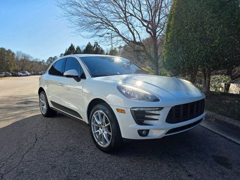 Used 2017 Porsche Macan image 7