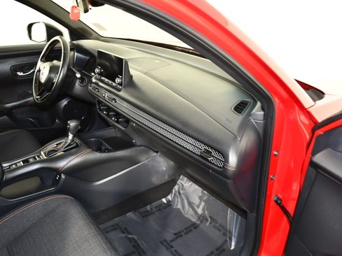 Certified 2025 Honda HR-V Sport image 40
