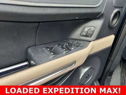 Used 2022 Ford Expedition Max Limited image 17