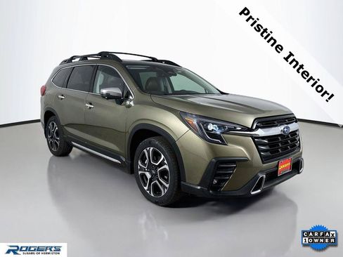 Used 2023 Subaru Ascent Touring AWD/4WD image 1