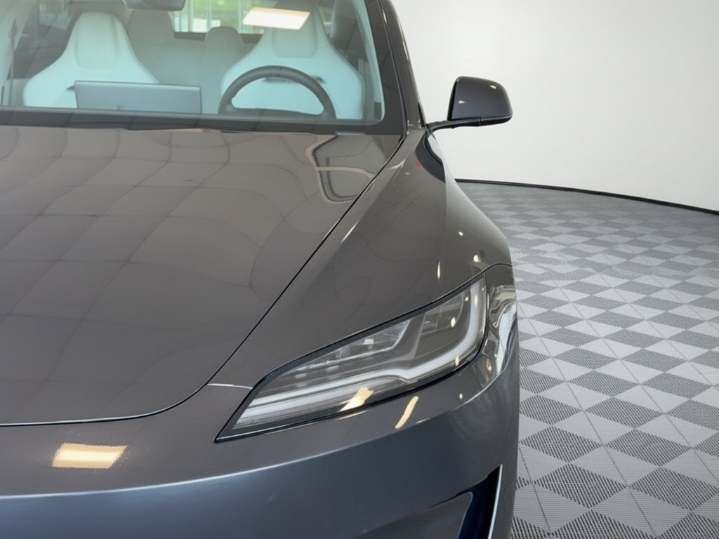 Used 2024 Tesla Model 3 Performance AWD/4WD image 12