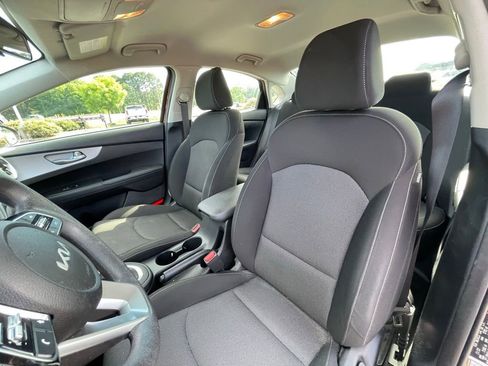 Used 2024 Kia Forte LXS FWD image 21