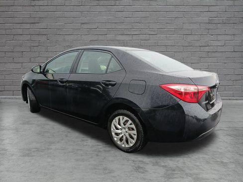 Used 2019 Toyota Corolla LE FWD image 3