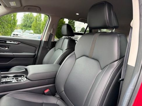 Certified 2025 Honda Pilot EX-L image 13
