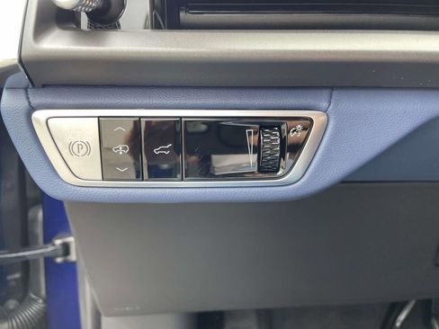 New 2026 Cadillac Vistiq Premium Luxury image 22