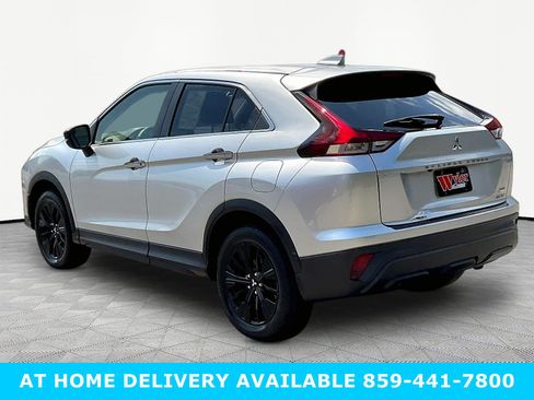 Used 2022 Mitsubishi Eclipse Cross LE AWD/4WD image 4