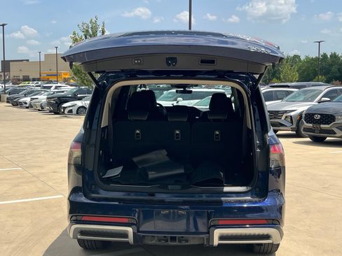Used 2025 INFINITI QX80 Luxe RWD image 15