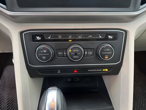 Used 2019 Volkswagen Atlas SE image 36