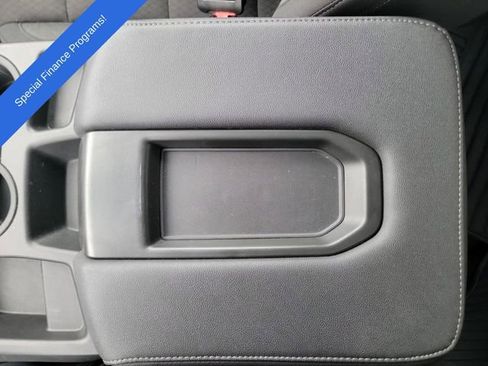 Used 2024 Chevrolet Silverado 1500 LT image 18