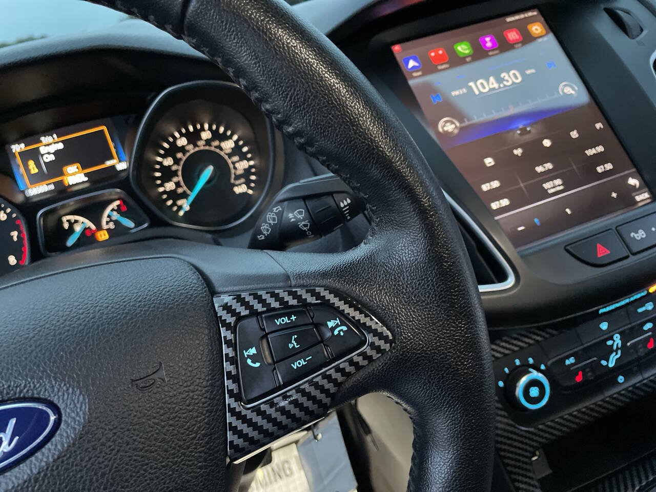 Used 2018 Ford Focus SE w/ Cold Weather Package FWD image 33