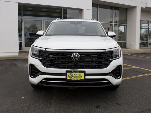New 2026 Volkswagen Atlas SEL Premium R-Line AWD/4WD image 2