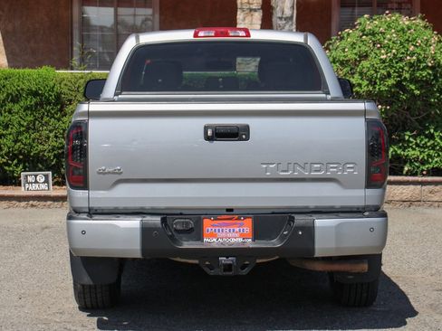 Used 2017 Toyota Tundra SR5 image 7