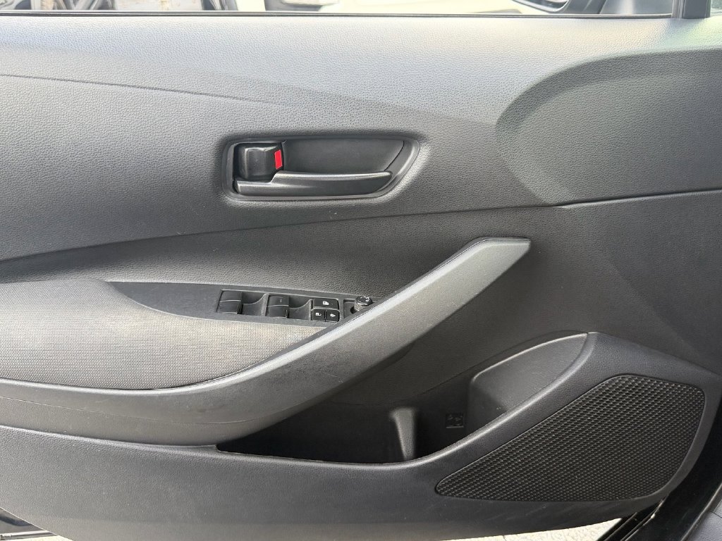 Used 2024 Toyota Corolla LE FWD image 28