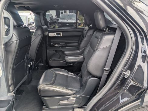 Used 2023 Ford Explorer ST w/ Equipment Group 401A AWD/4WD image 11