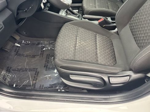 Used 2023 Kia Rio LX image 30