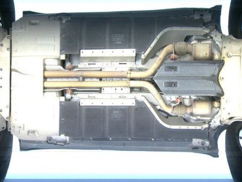 Used 2021 Aston Martin DBX image 6