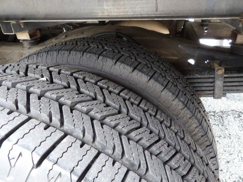 Used 2019 GMC Savana 3500 Extended w/ Driver Convenience Package image 43