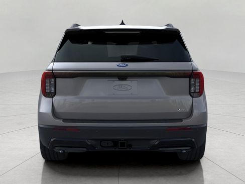 Used 2026 Ford Explorer ST-Line w/ ST-Line Street Pack AWD/4WD image 6