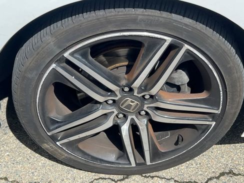 Used 2017 Honda Accord Sport Special Edition image 15