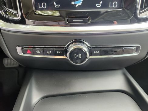 Used 2020 Volvo V60 T5 Cross Country AWD/4WD image 18