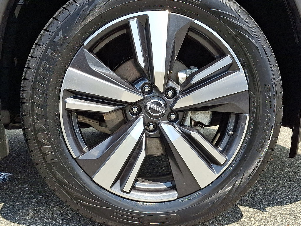 Used 2023 Nissan Rogue Platinum w/ Platinum Premium Package AWD/4WD image 12