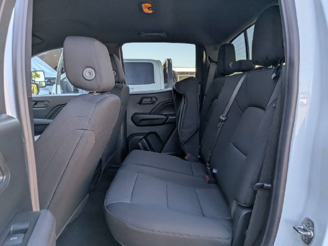 Used 2025 Chevrolet Colorado W/T RWD image 12