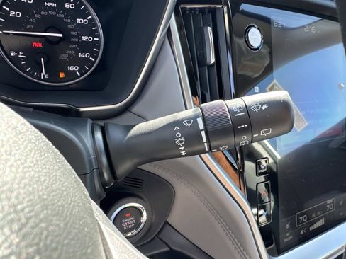 New 2025 Subaru Outback Limited image 19