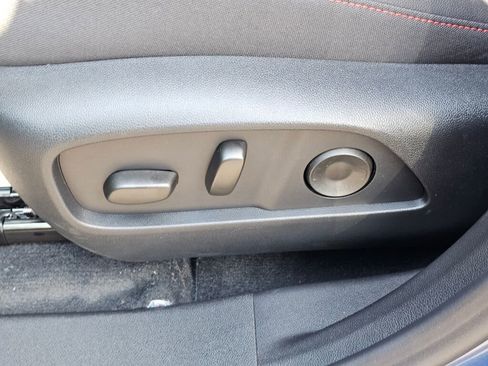 New 2026 Chevrolet Equinox RS w/ Convenience Package III image 33