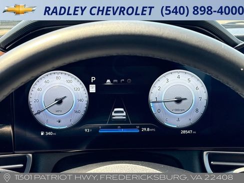 Used 2025 Hyundai Elantra SEL FWD image 7