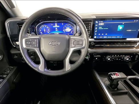 Used 2023 Chevrolet Silverado 1500 RST AWD/4WD image 6