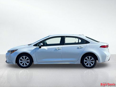 Certified 2025 Toyota Corolla LE FWD image 4