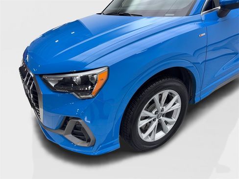 Used 2021 Audi Q3 2.0T Premium w/ Convenience Package image 18