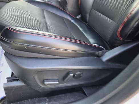 Used 2024 Ford Escape ST-Line w/ Tech Pack #1 AWD/4WD image 29