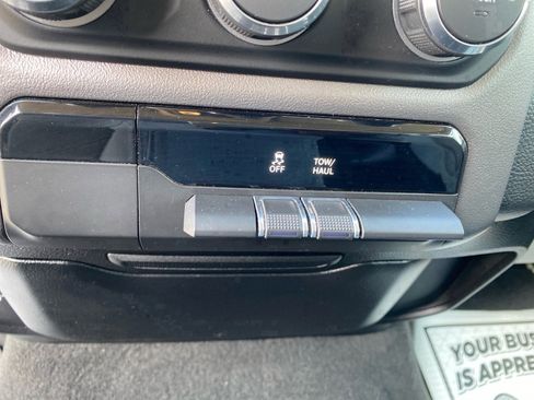 Used 2020 RAM 1500 Big Horn image 14