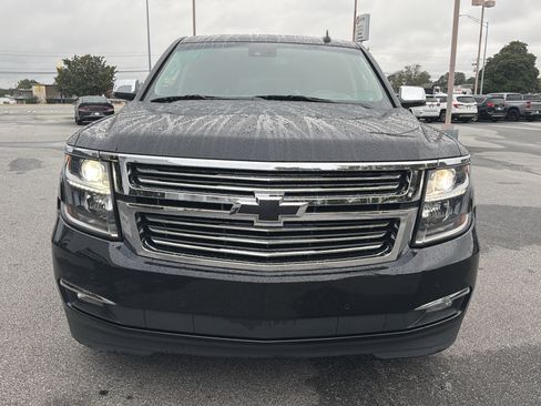 Used 2015 Chevrolet Suburban LTZ image 2