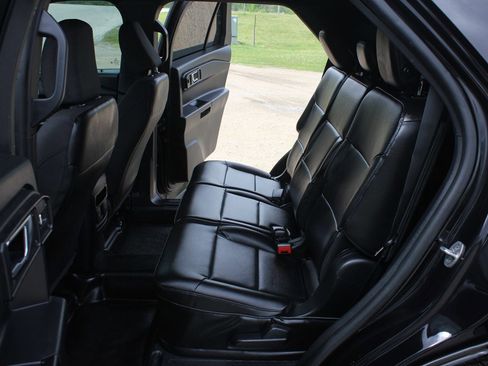 Used 2022 Ford Explorer 4WD Police Interceptor w/ Ultimate Wiring Package image 36