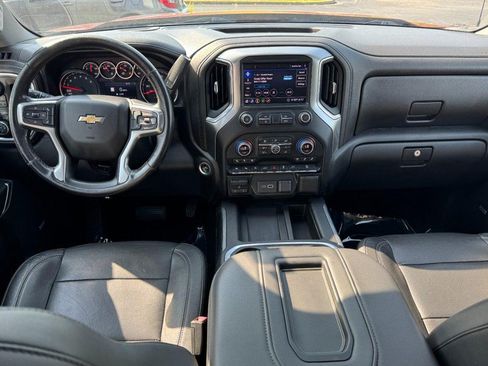Used 2020 Chevrolet Silverado 1500 LTZ w/ LTZ Premium Package AWD/4WD image 12