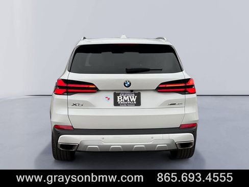 Used 2024 BMW X5 xDrive40i image 4