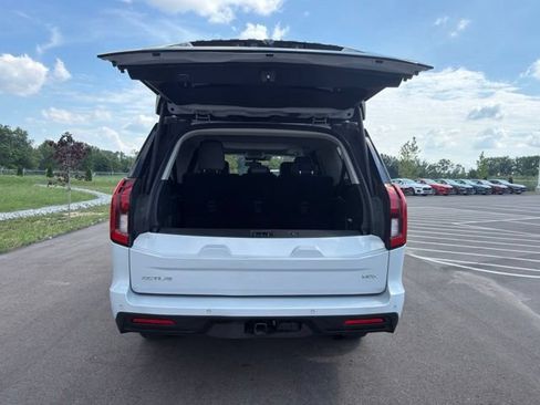 Used 2025 Ford Expedition Max Active AWD/4WD image 11