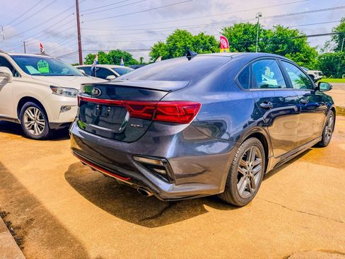 Used 2021 Kia Forte GT-Line w/ GT-Line Premium Package FWD image 5